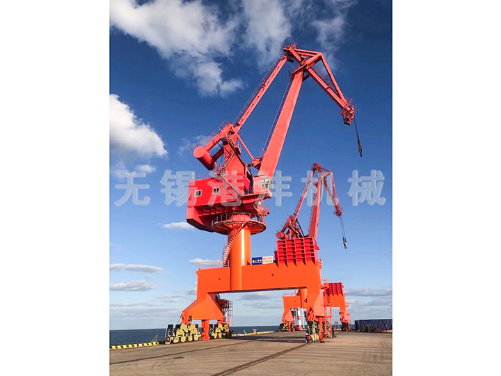 MQ型10t門(mén)座式起重機(jī)（四連桿）